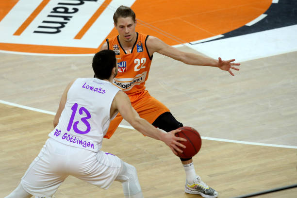 震撼的对决 震撼的对决