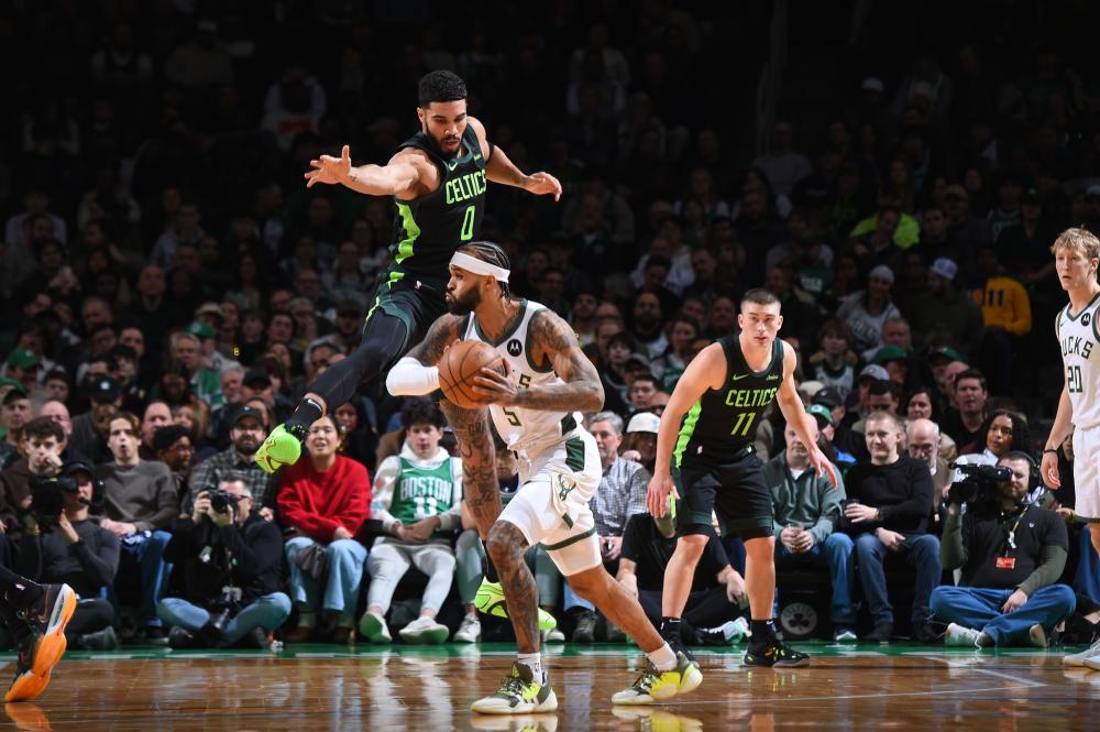 逼近或突破 逼近或突破