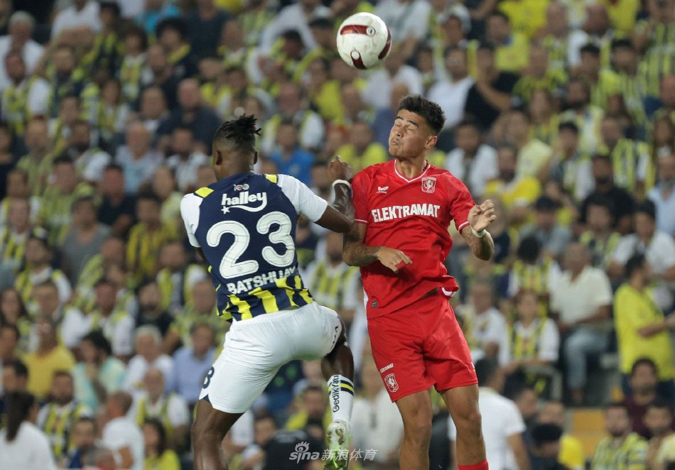 【实时】中国1比0巴林！王子铭造点 王钰栋点球破门