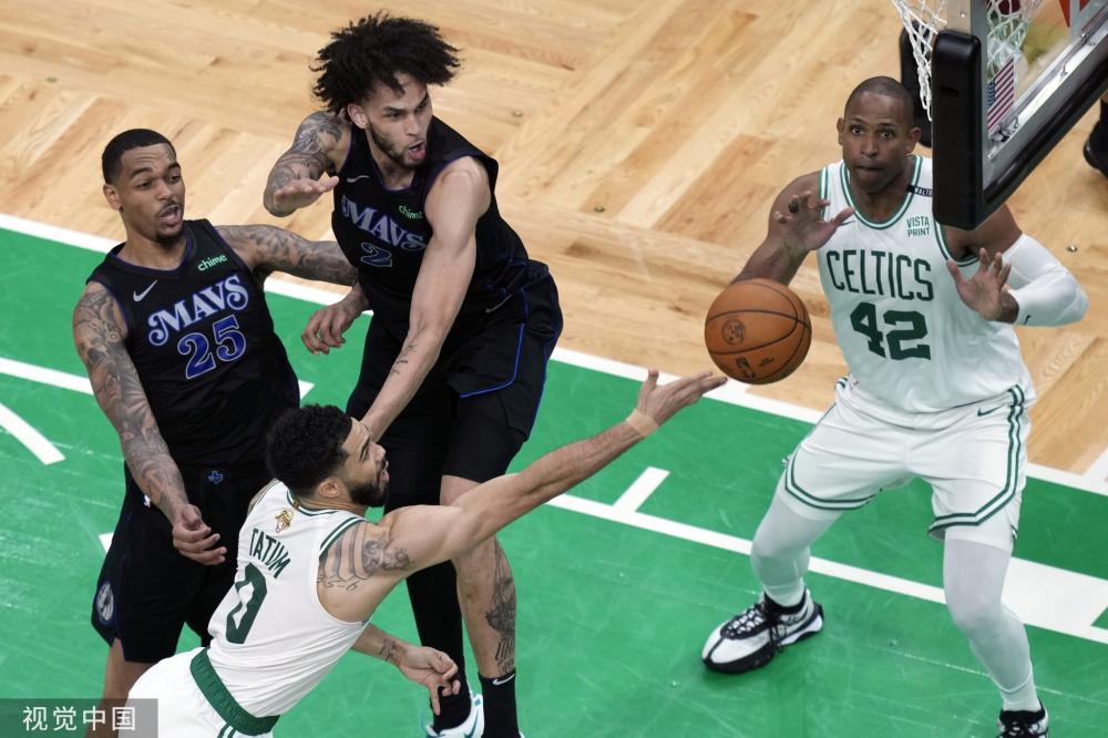 亚冠成都蓉城VS神户胜利船：周定洋坐镇 韦世豪+德尔加多领衔进攻